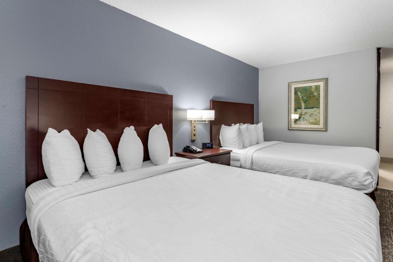 Best Western Plus Orange County Vidor Exterior photo